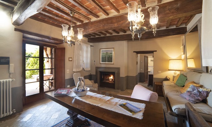 Passignano sul Trasimeno Apartment | Ray's House - GLICINE Apartment