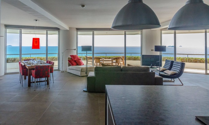 Chakphong Apartment | Rayong Relaxing Hide Out, 230 sqm spacious condo