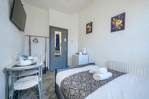 Chapeltown House | -RC7H- For your relaxed & Cosy Free Parking