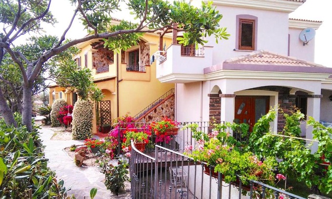 Lu Bagnu Bed & Breakfast | Real B&B Primo Sole