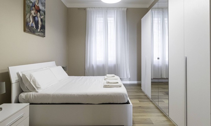 Porta Volta Apartment | Recent, Beautiful Renovation in the City's Centre. Extremely Quiet and Clean