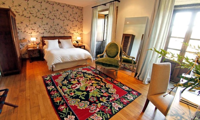 Oza-Cesuras Hotel | Rectoral de Cines