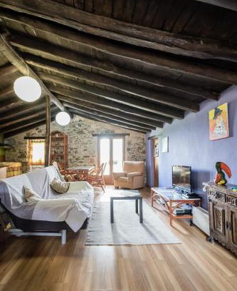 Susqueda Apartment | Rectoria Santuari del Coll