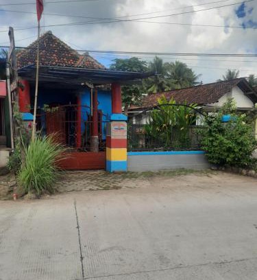 Sumberagung House | Red Beach Homestay