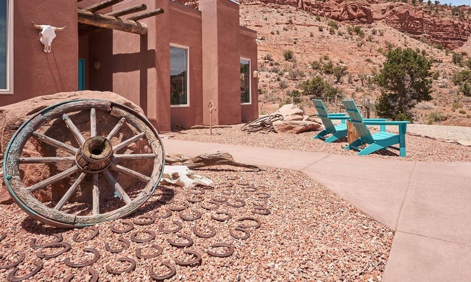 Kanab House | Red cliffs retreat on 4.5 acres
