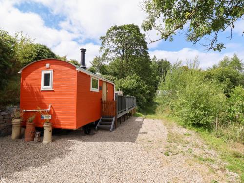 Oswestry House | Red Kite at Wild Valley Huts
