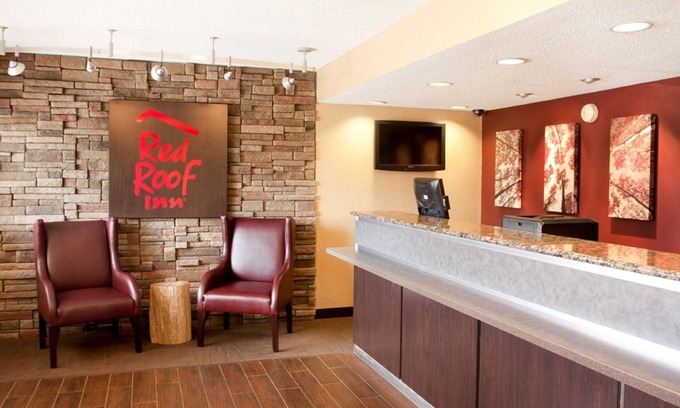 Aberdeen Hotel | Red Roof Inn Aberdeen