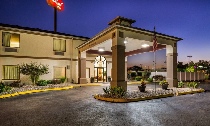 Carrollton Hotel | Red Roof Inn Carrollton