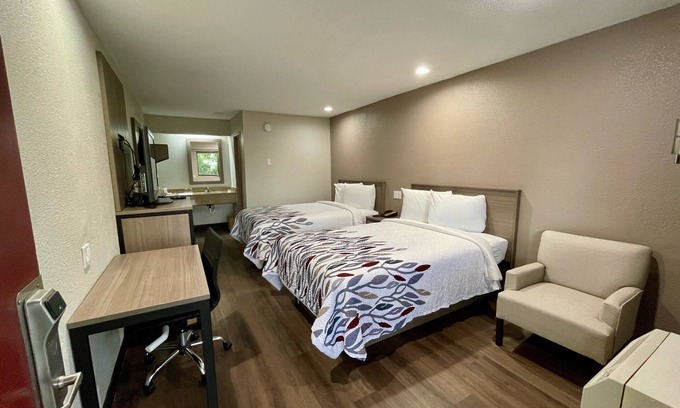 Lafayette Hotel | Red Roof Inn Lafayette, LA