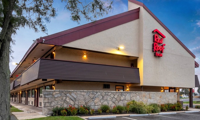 Mount Laurel Hotel | Red Roof Inn Mt Laurel