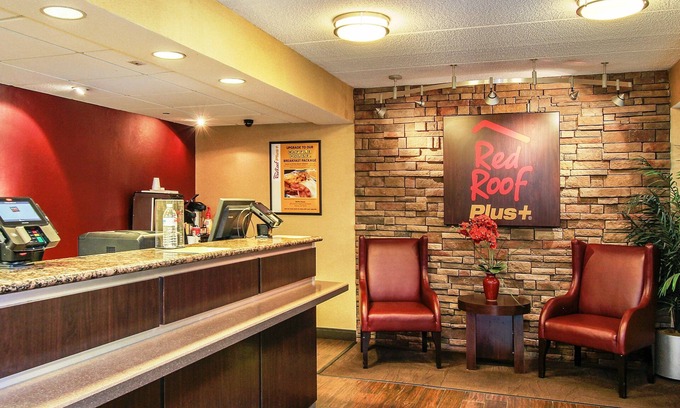 Buford Highway Hotel | Red Roof Inn PLUS+ Atlanta - Buckhead