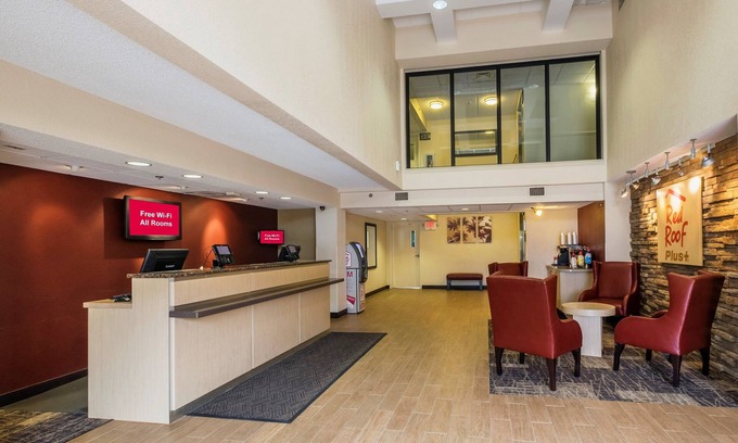 Palm Beach - West Palm Beach Hotel | Red Roof Inn PLUS+ West Palm Beach