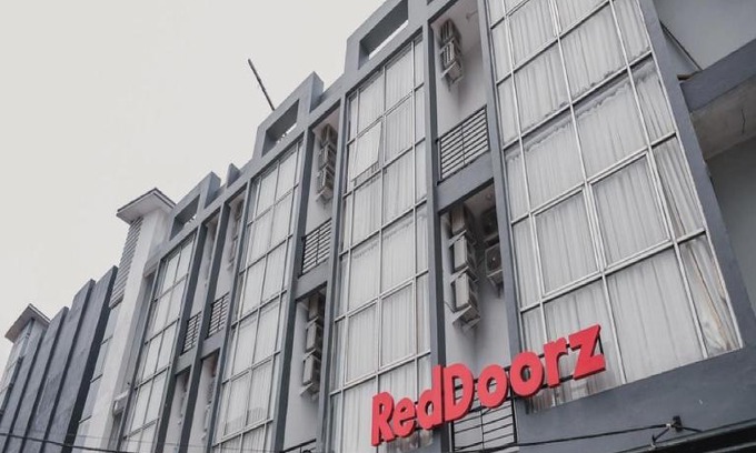 Sukarami Hotel | RedDoorz @ Jalan Sukabangun 2 Palembang