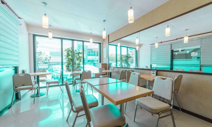 Poblacion District Hotel | RedDoorz Plus @ Poblacion District Davao