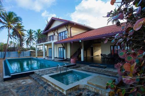 Pamunugama Villa | Reef Bungalow Private Villa, 6 bedrooms