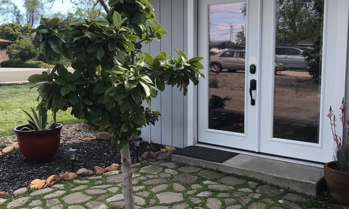 Redding Apartment | Refreshing and relax