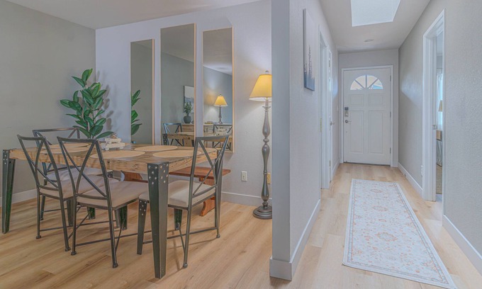 Novato House | Refreshing Comfort Guest Suite