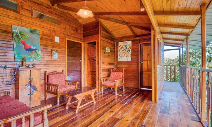 Nanegalito Cabin | Refugio Paz de las Aves