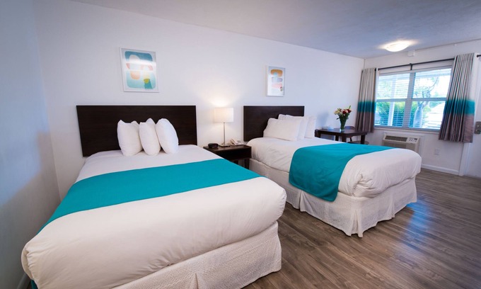 Indian Beach Sapphire Shores Hotel | Regency Inn & Suites