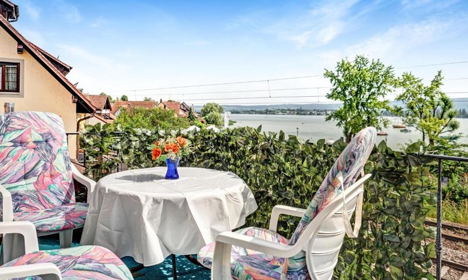 Allensbach Apartment | Reichenaublick