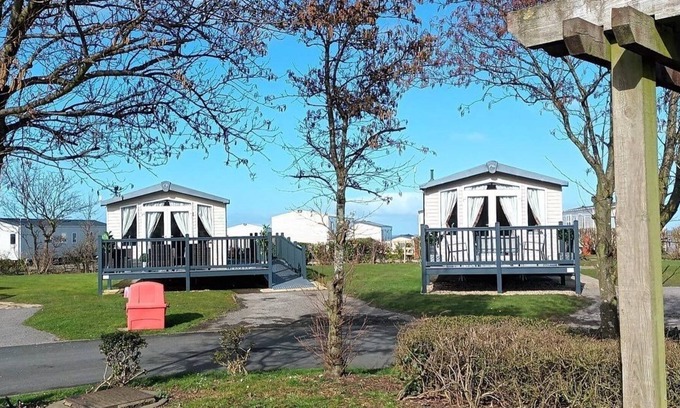 Reighton House | Reighton Sands Holiday Village 24 & 25 Orchard Court