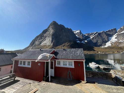 Reine Bed & Breakfast | Reinebua