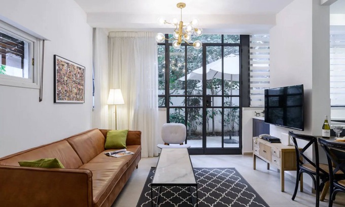 Tel Aviv City Center Apartment | Reines5 TLV