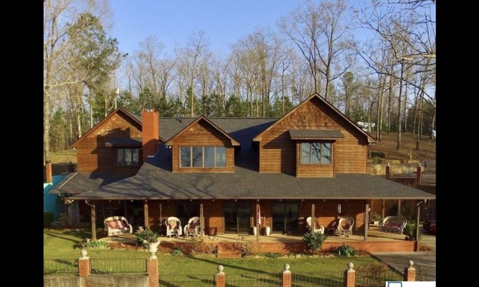 Wedowee House | Relax and enjoy our Million Dollar View