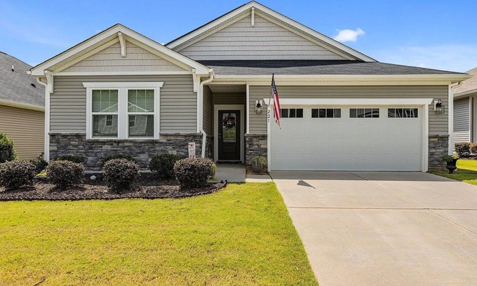 Fuquay-Varina House | Relax and enjoy this beautiful, modern home with a gourmet kitchen!