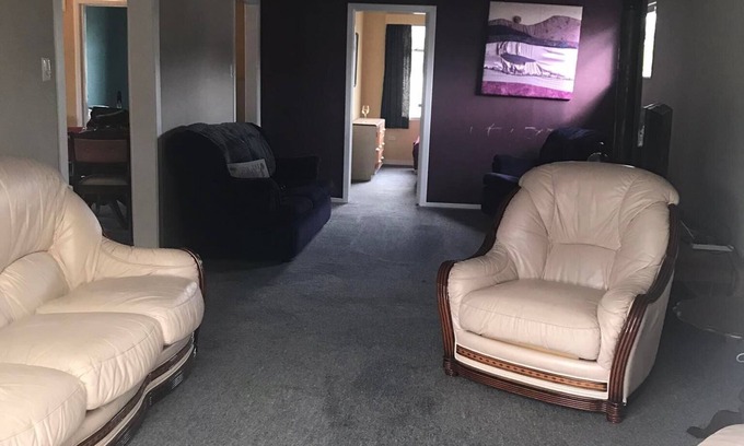 Himatangi Beach House | Relax and unwind in Himitangi