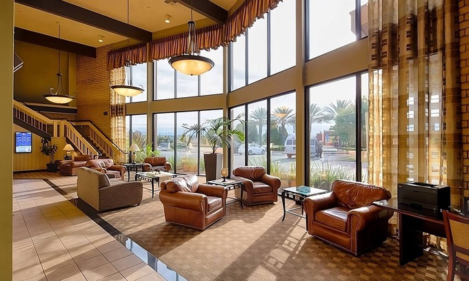 Redding House | Relax and Unwind! 3 Relaxing Units, Outdoor Pool, FREE Parking, Pets Allowed!