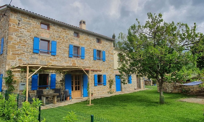 Koper Other | Relax in the countryside near the sea