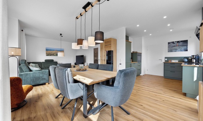Wangerland House | Relax in the Minna vacation home on the Wangermeer - ideal for families!