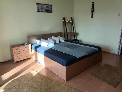 Sector 3 Apartment | Relax Studio Titan