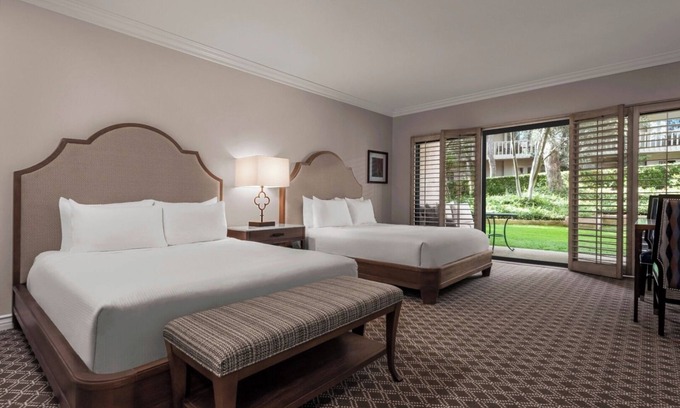 Rancho Bernardo Hotel | Relaxing 2 Queen Room Overlooking Lush Gardens or Fountain, 2 Units