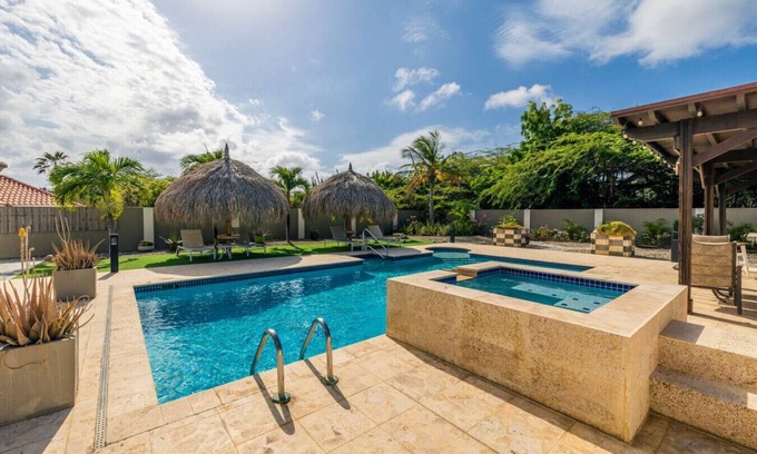 Sabana Liber Villapark House | Relaxing 4BR Villa with Pool, Hot Tub & Comfort at Sabanaliber 205 by Bocobay