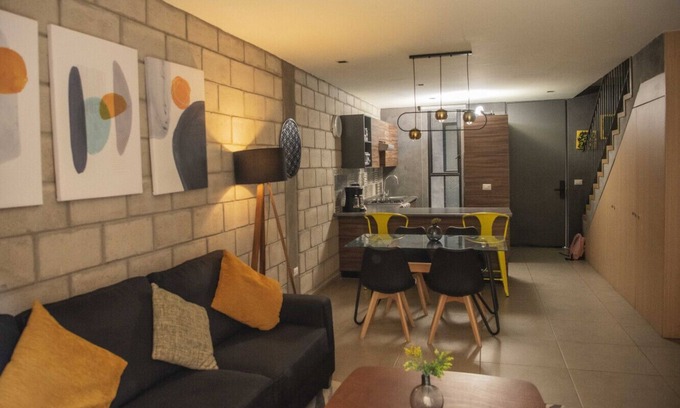 Downtown Guadalajara Apartment | Relaxing Getaway Loft w/Gym & Coworking | 2 BD | Tribu Colón