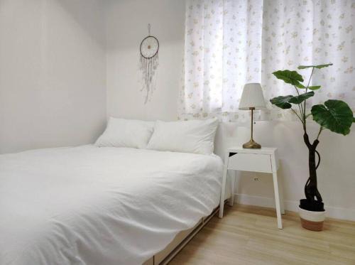 Jamsil-dong Apartment | Relaxing in Downtown