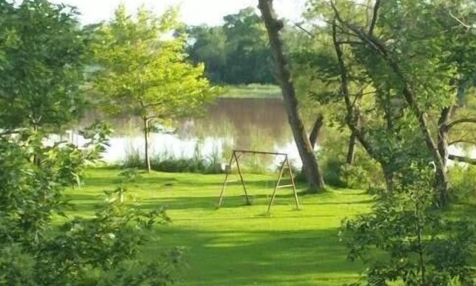 Anthony Cabin | Relaxing Lake Cabin w/Beautiful View