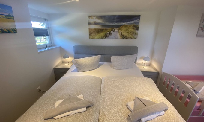 Dummerstorf Apartment | "Relaxing Landliebe Apartment with Spacious Garden Near the Beach!"
