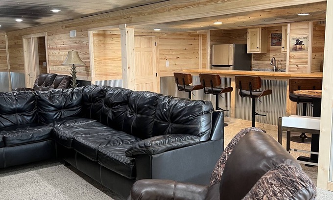 Olney House | Relaxing, Quiet get away where you can enjoy the outdoors.
