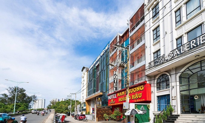 Binh Chanh House | Relaxing Superior Double Room in Hoang Hau