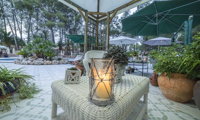 Monovar Villa | Relaxing Villa with pool near Alicante