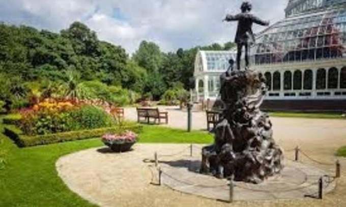 Sefton Park Apartment | Remarkable 2-bed Apartment in Leafy Sefton Park