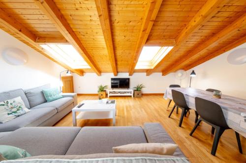 Soria Apartment | RENOVADO - Ático Plaza Herradores, céntrico y con Wifi