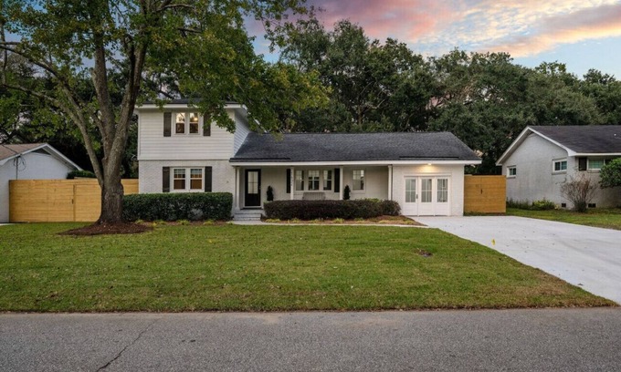 Old Village House | Renovated - 4 Bedroom Home in Old Village