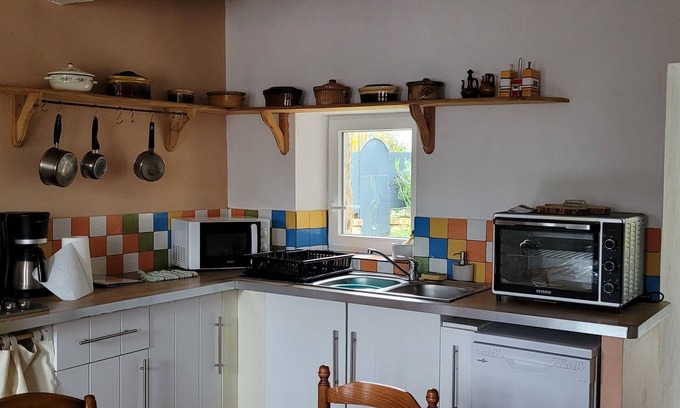 Les Cerqueux-sous-Passavant House | Renovated country house in an artists' village!