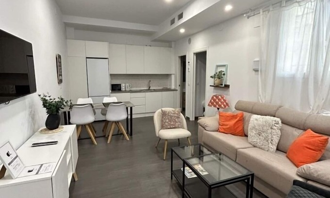 San Miguel-Capuchinos Apartment | Rental unit in Córdoba · 2 bedrooms · 3 beds · 1 bath