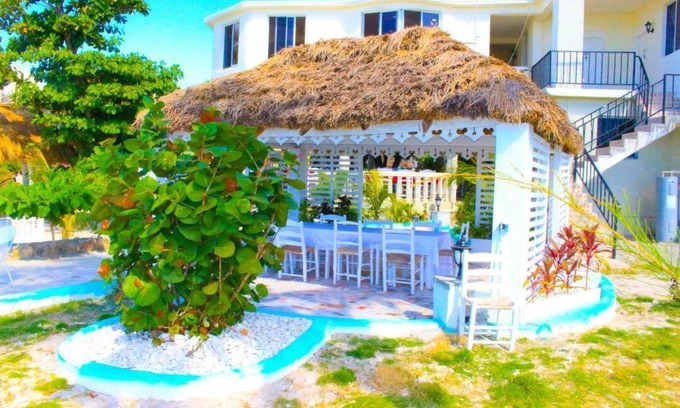 Port-Salut Hotel | Reposoir du Village