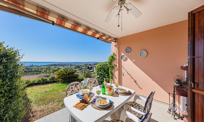 Soiano del Lago Apartment | Residence Giardino 3 by Wonderful Italy